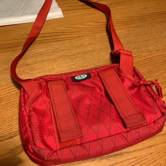 Supreme Shoulder Bag - Picture 2 of 3